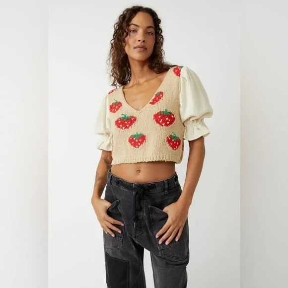 𝓯𝓹 Free People ~ Strawberry Jam Mixed Media Top - Picture 14 of 16